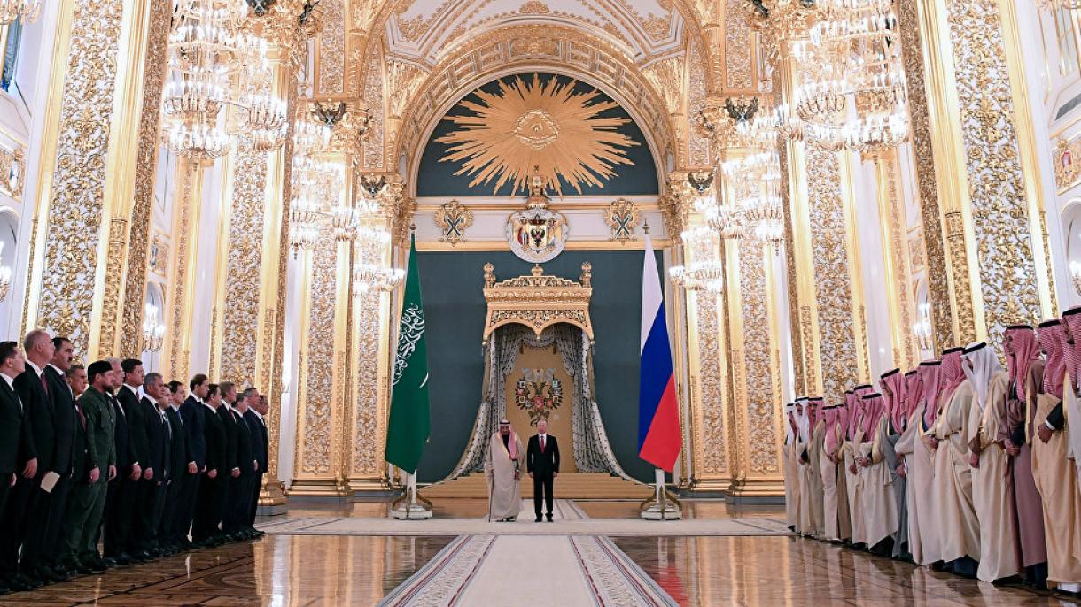 Oroszország több üzletet kötött Szaúd-Arábiával