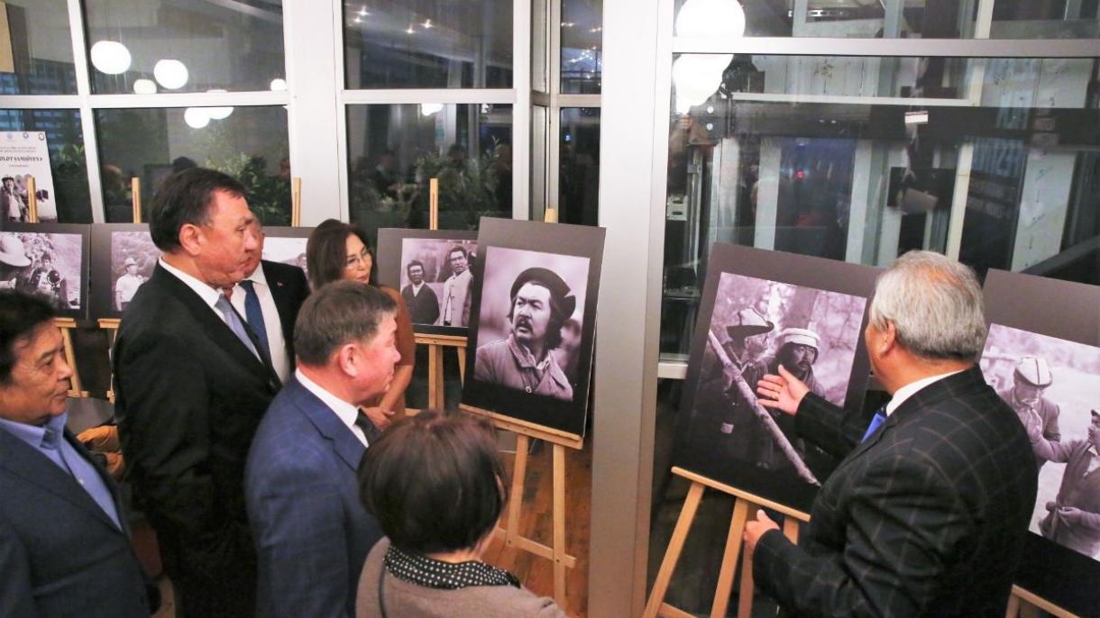Kırgız Yönetmen Bolot Şamşiyev Anma 6.jpg