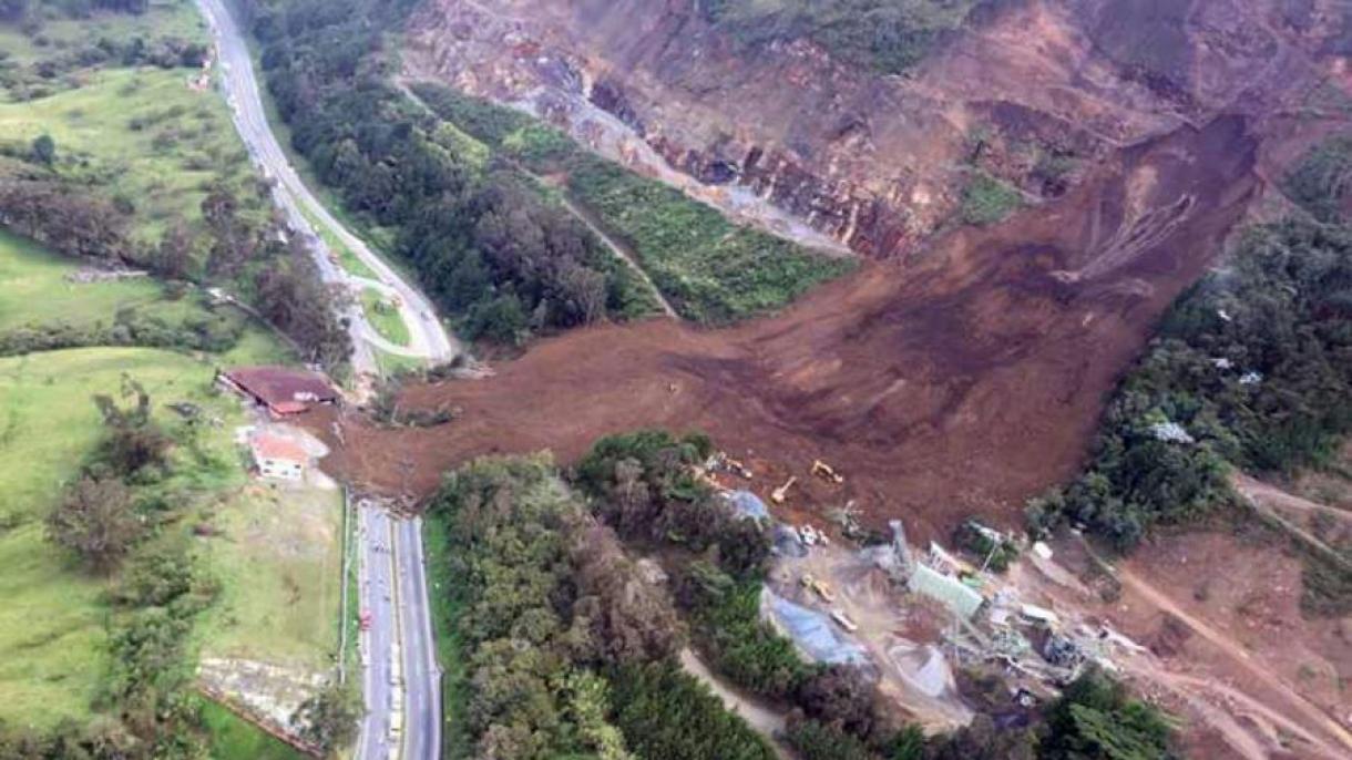 哥伦比亚强降雨引发山体滑坡死亡人数升至30人