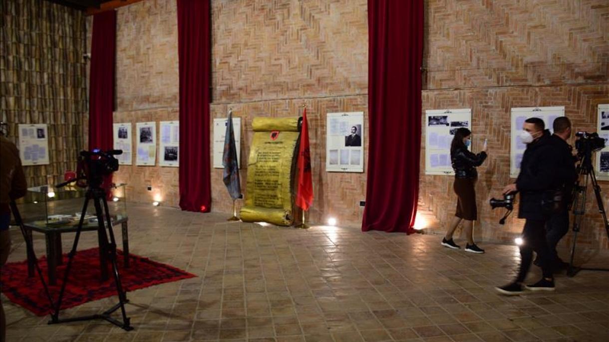Arnavutluk_Tiran_Alfabe Sergisi_1.jpg