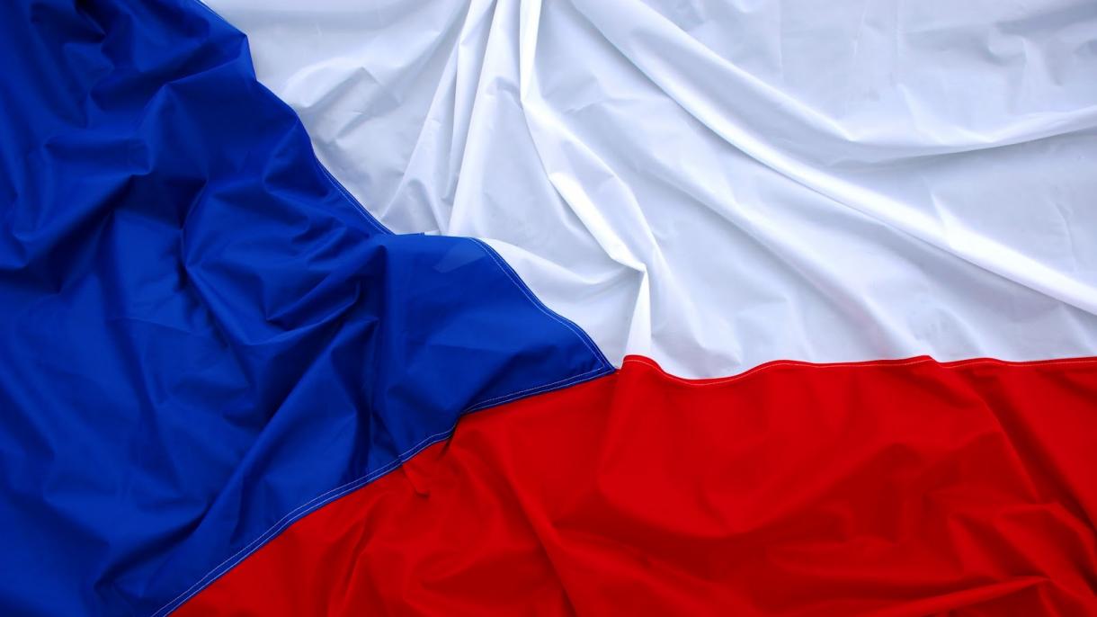 Csehországból kiutasítottak tizennyolc orosz diplomatát