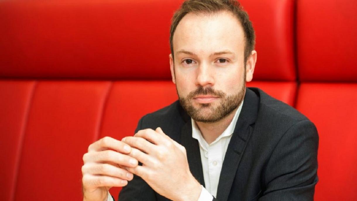 Zastupnik stranke Angele Merkel podnio ostavku zbog afere o nabavci maski