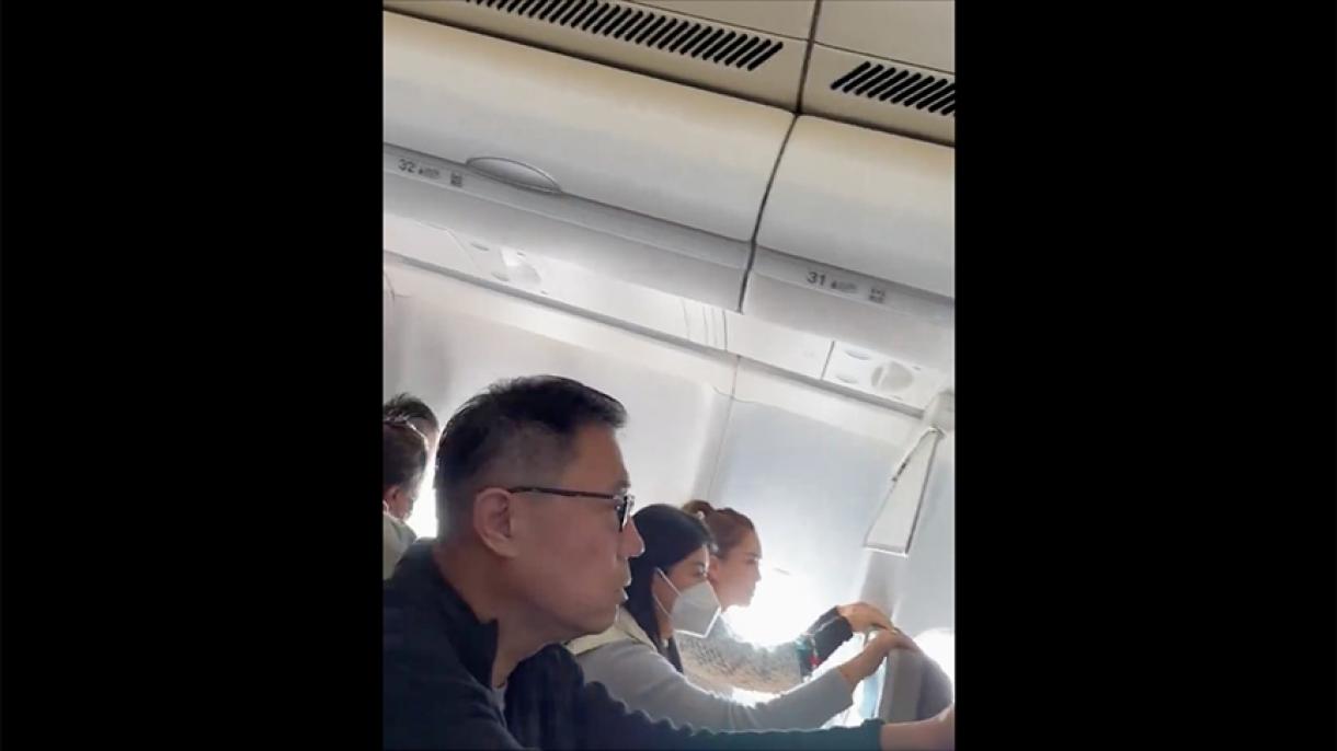 فرود اضطراری هواپیمای مسافربری در چین