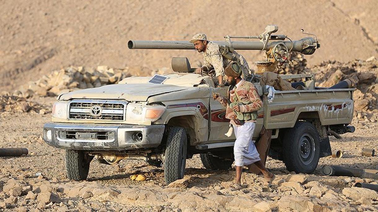 Combate en Yemen entre las fuerzas del ejército y los hutíes