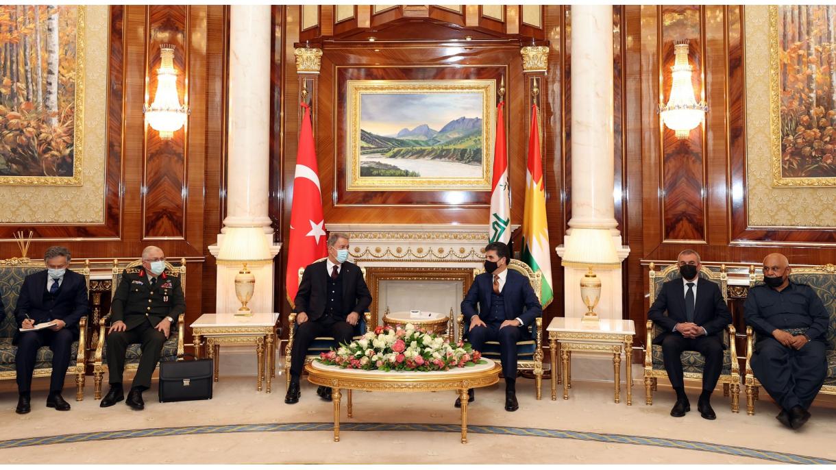 Milli Savunma Bakanı Hulusi Akar IKBY Başkanı Neçirvan Barzani4.jpg