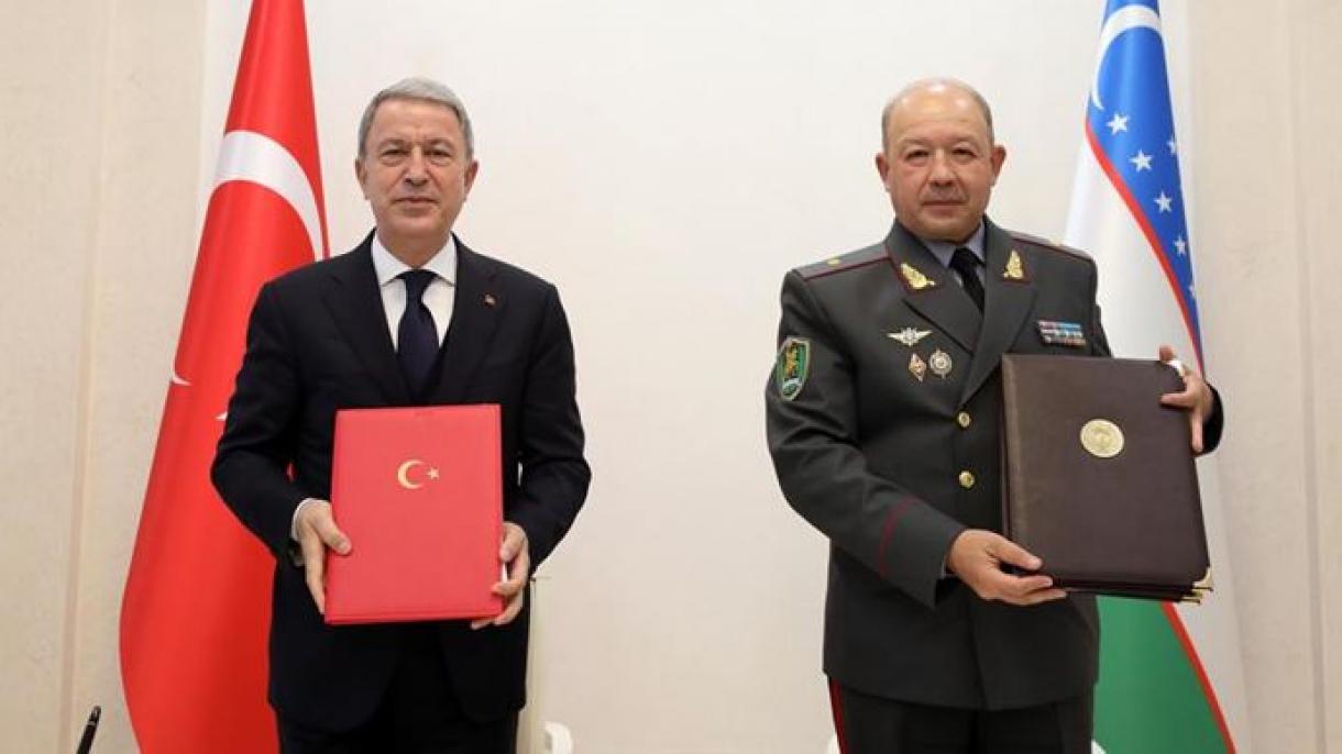 Түркиянын коргоо министри Өзбекстанга барды