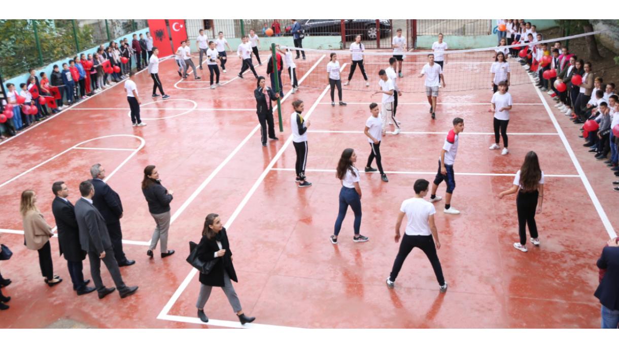 Arnavutluk_M.K.Atatürk okulu_spor tesisleri_1.jpg