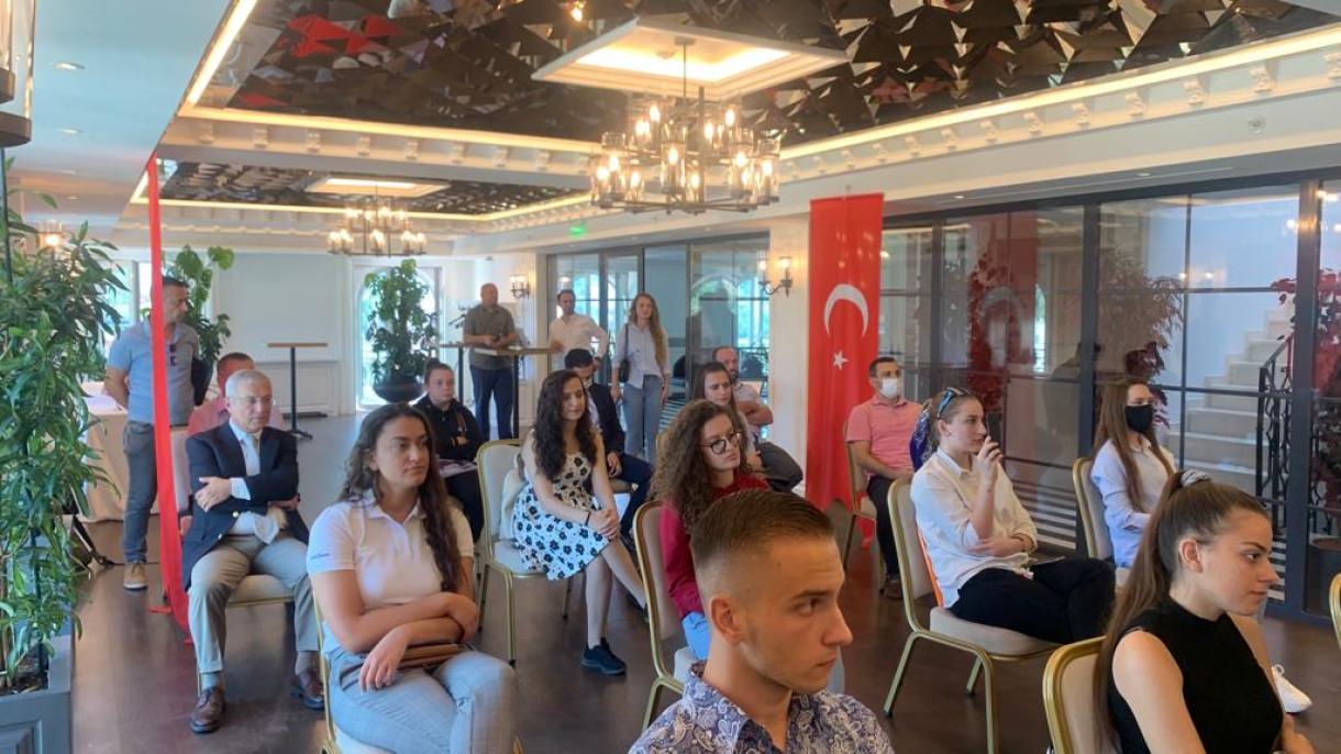Türkiye Bursları-2021_Arnavut öğrenciler_7.jpg