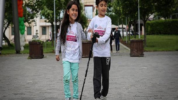 اختراع عصای هوشمند از سوی کودکان پیش‌دبستانی