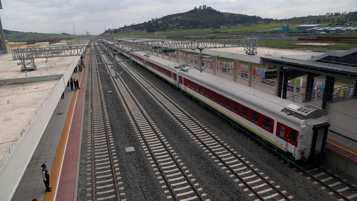 ایتھوپیا کی ریلوے لائنوں کی تعمیر ترک کر رہے ہیں