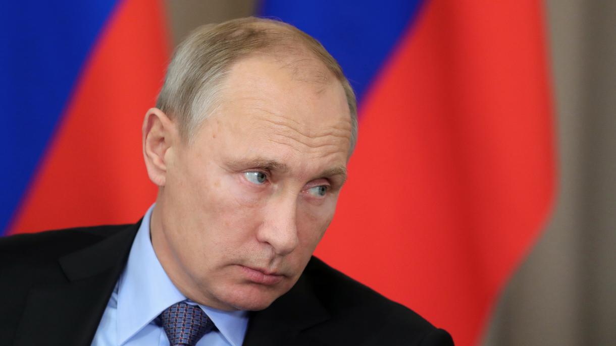 Putin convoca o mundo a destruir suas reservas de armas químicas