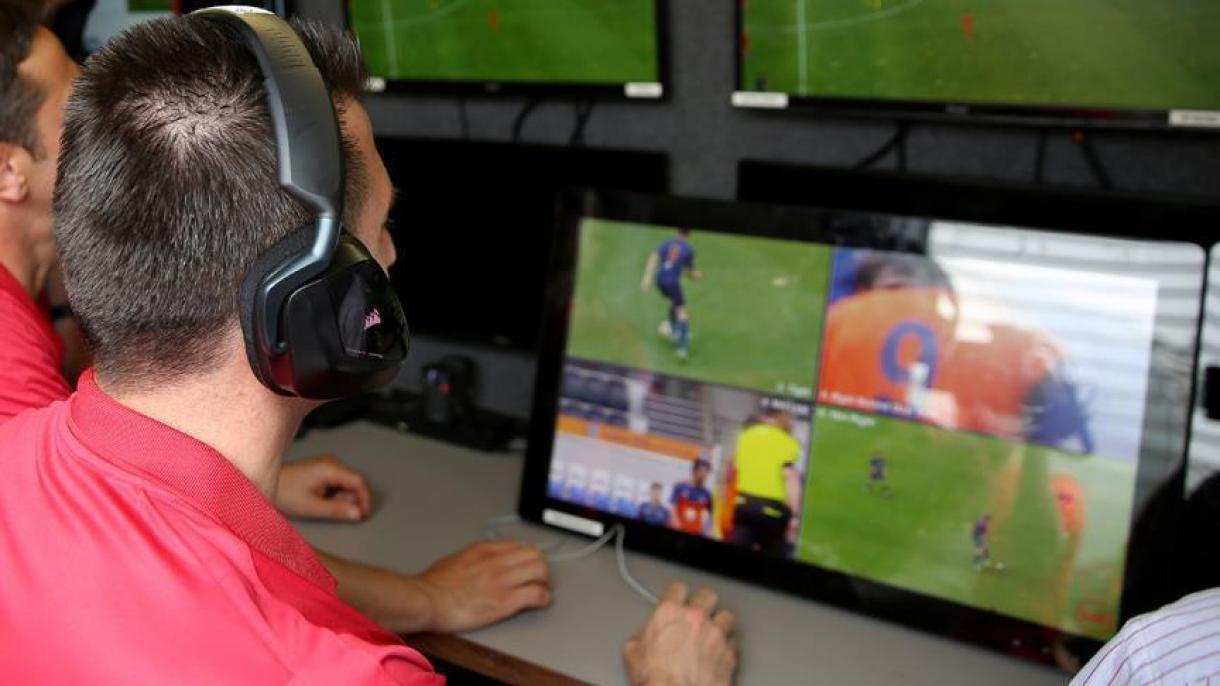 FIFA eligió a árbitros que observarán vídeo en el Mundial Rusia 2018
