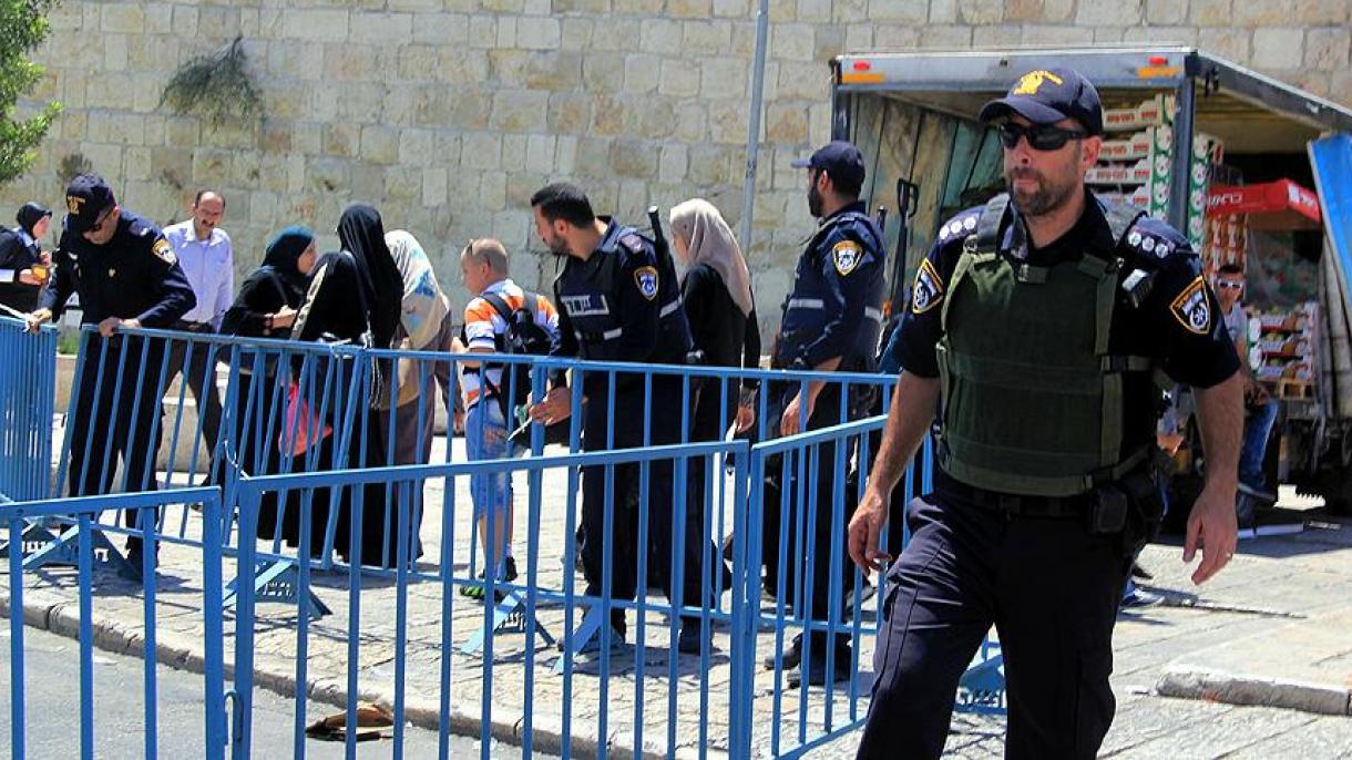 پولیس اسرائیل به زور وارد صحن مسجدالاقصی شد