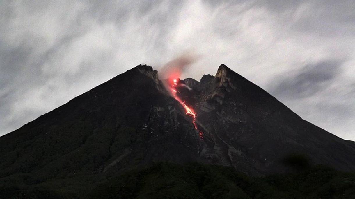 وقوع انفجار در آتشفشان «آگونگ» در اندونزی