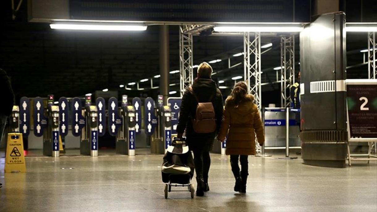 engliye toluq waksina emlengen yoluchilarni qobul qilidu