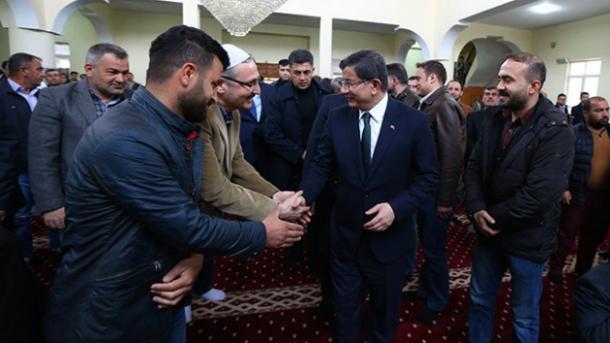 Prim-ministrul Ahmet Davutoğlu în vizită la Silopi