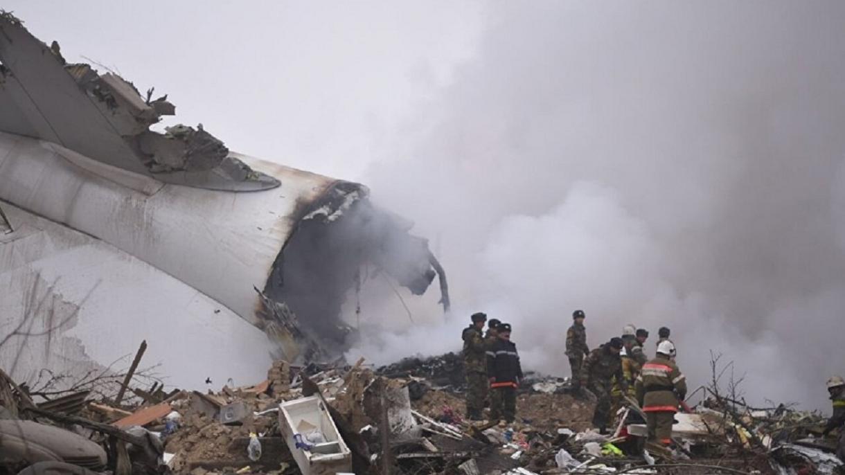 حادثے کے شکار طیارے  سے بچنے والے مسافروں کی امید معدوم ہے: چینی حکام