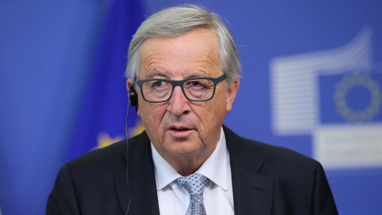 Juncker non sostiene la sospensione dell'adesione della Turchia all'UE