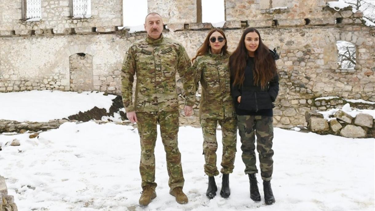 阿利耶夫视察被解放的阿塞拜疆领土