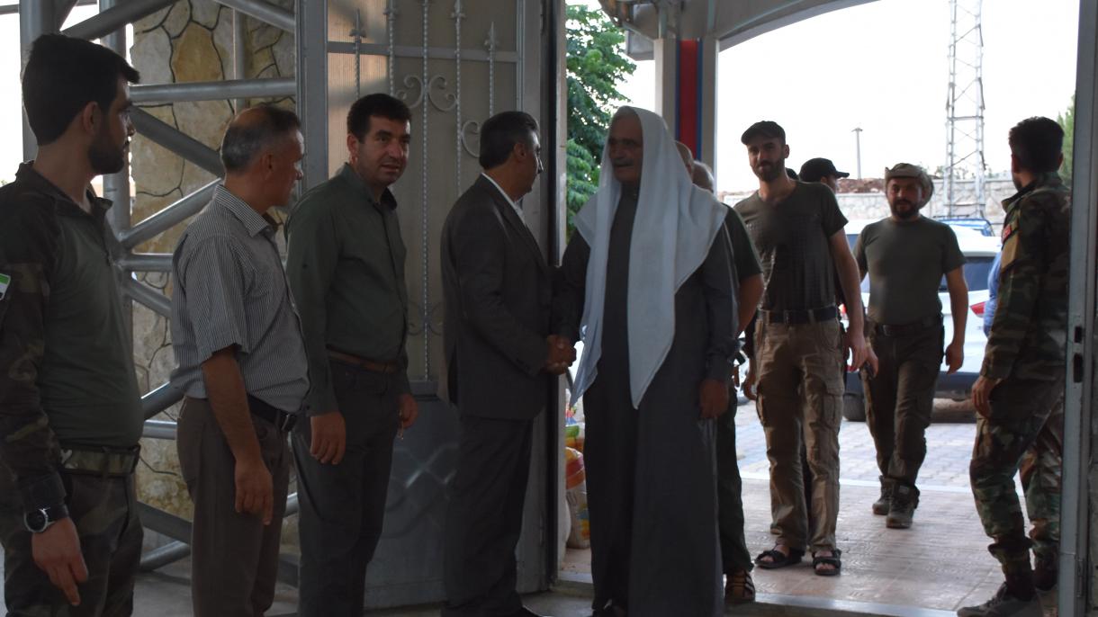 Fise të ndryshme etnike të Afrinit u bashkuan në iftar