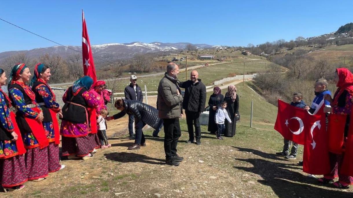 Türkiye Üsküp Büyükelçisi Sekizkök Kuzey Makedonya Kılavuzlu Yörük Köyü1.jpg