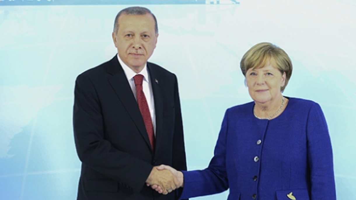 Ердоган се срещна с Меркел...