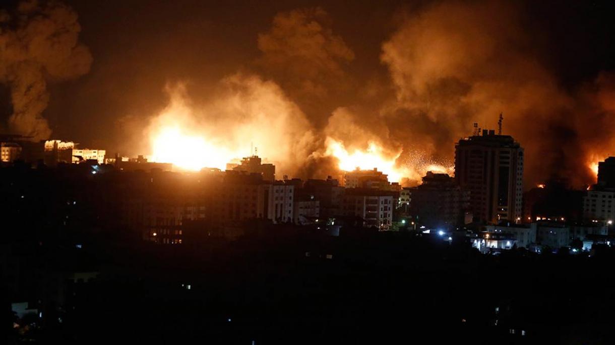 以色列袭击加沙死亡人数增至 15899 人