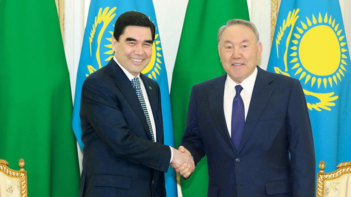Türkmenistanyň we Gazagystanyň Prezidentleriniň arasynda telefon arkaly söh