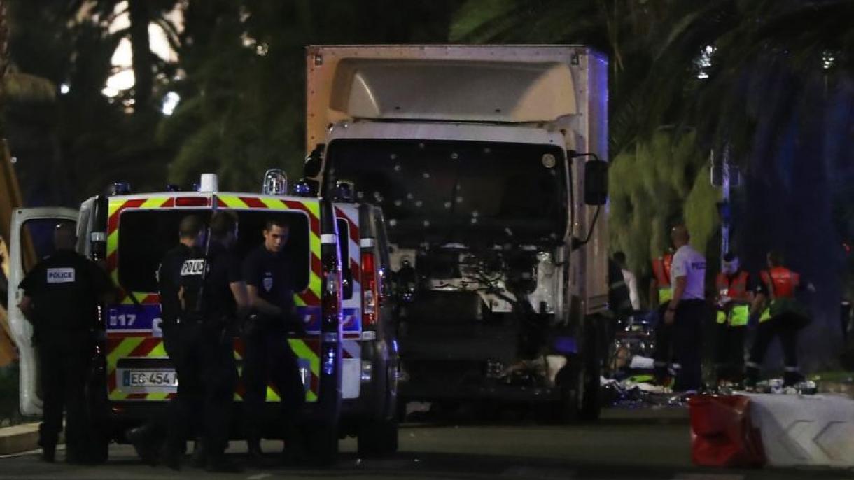 Nizza, procura: nessuna rivendicazione, ma c'è marchio terroristi
