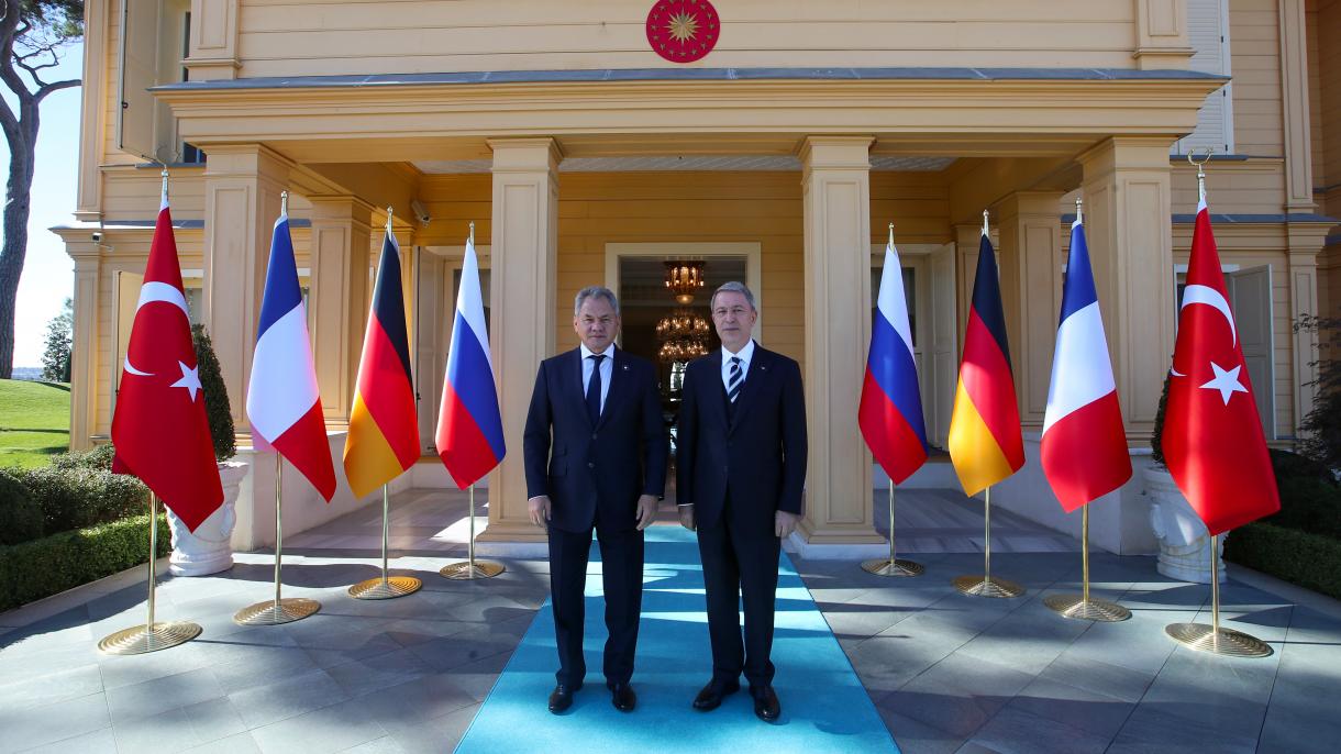 ჰულუსი აქარი სერგეი შოიგუს შეხვდა