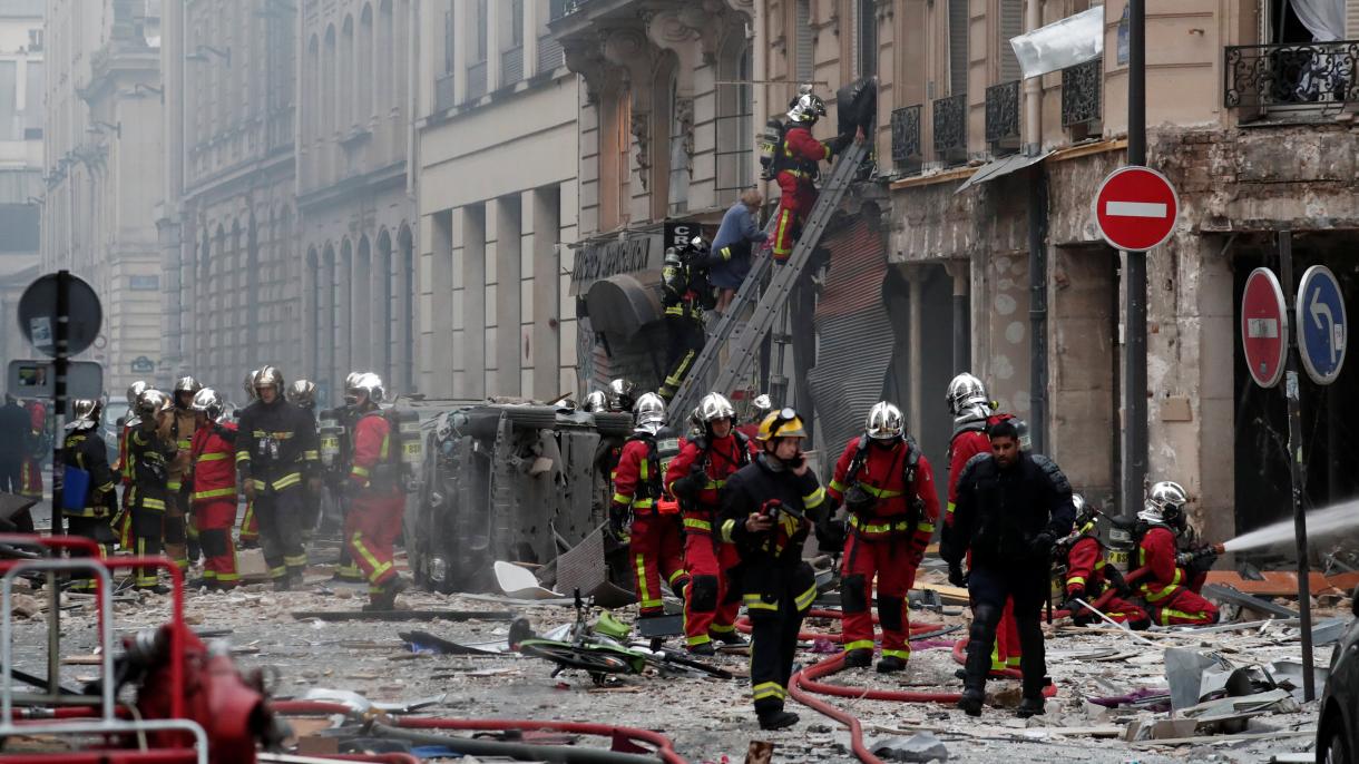 Vários feridos na explosão que aconteceu em uma padaria em Paris que sacode o centro da cidade