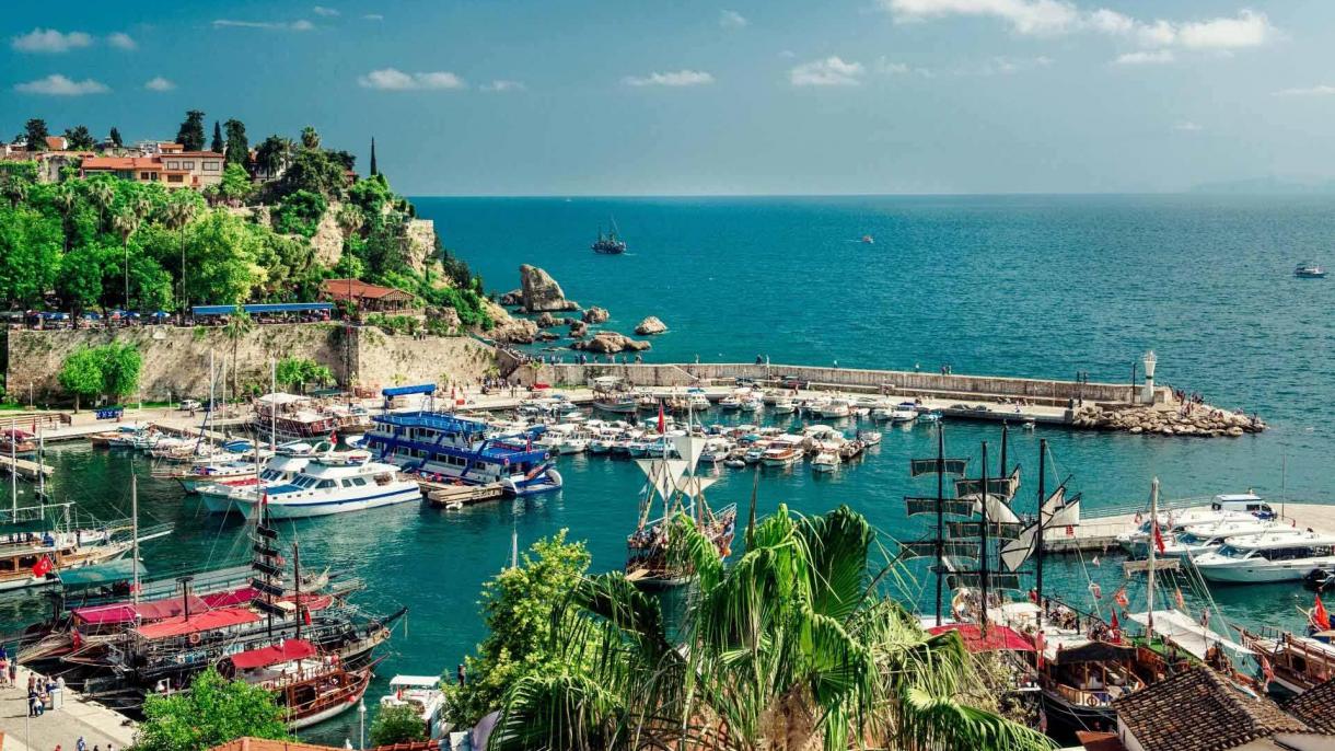 La capitale del turismo, Antalya ospita le stelle di Hollywood