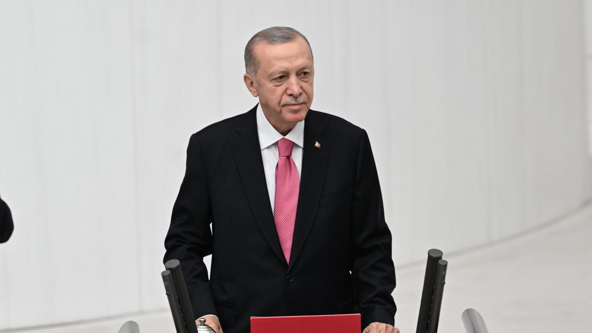 Lette a hivatali esküt Erdoğan