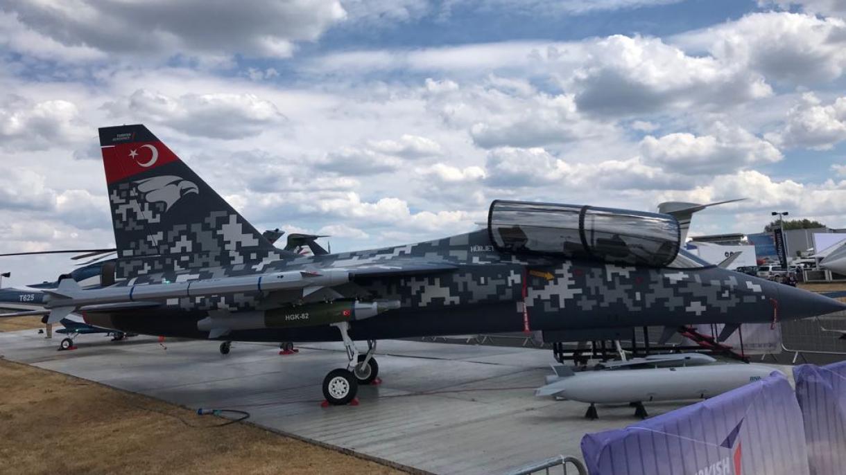 Turquía presenta su avión de combate ‘Hürjet’ en Farnborough Airshow