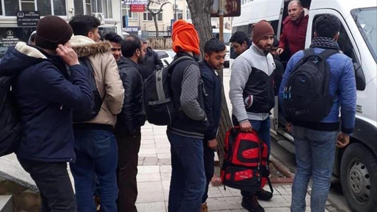 در ترکیه ده ها مهاجر قاچاق دستگیر شدند