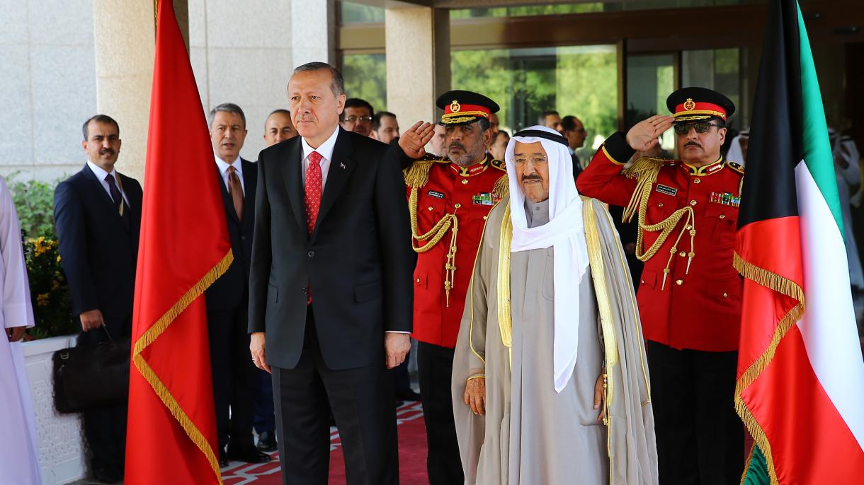Erdogan bilen Al Sabah birek biregi Oraza baýramy bilen gutlady