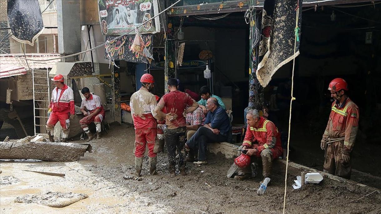 伊朗暴雨引发洪水导致96人丧生