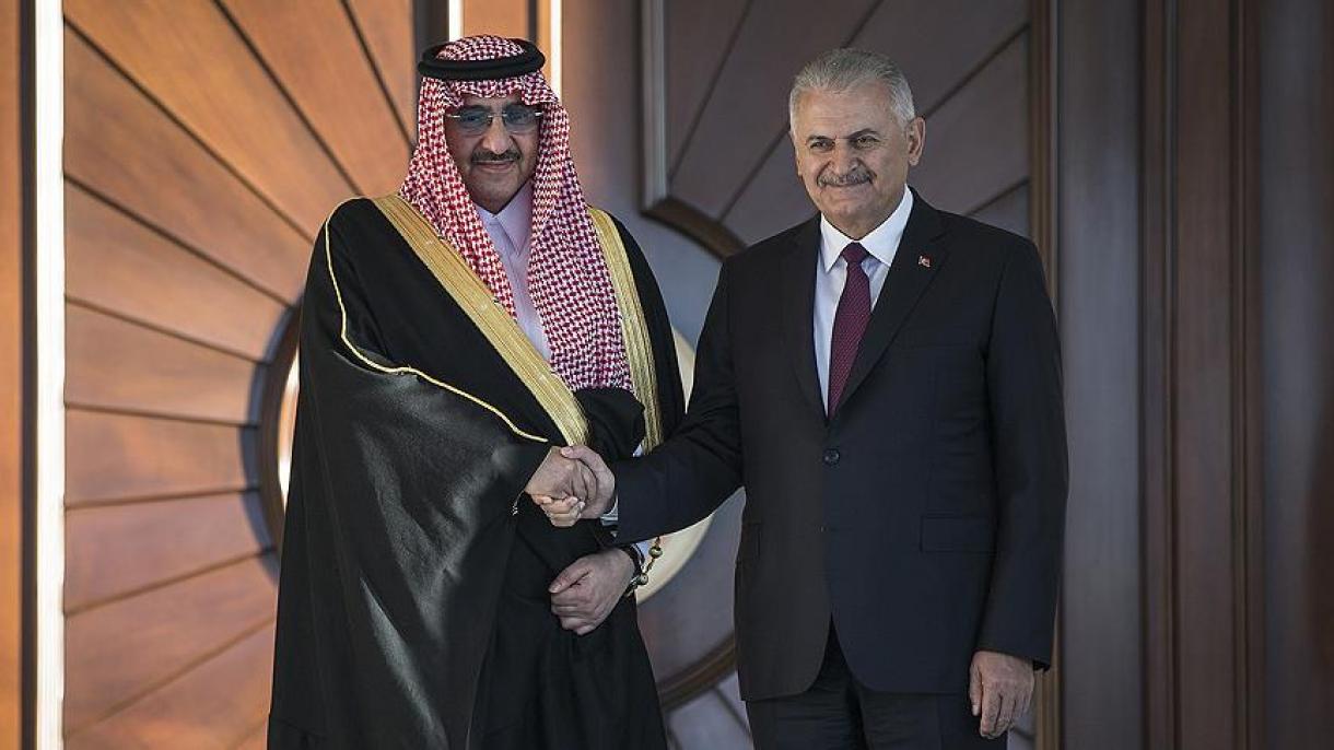 Премьер - министр Сауд Аравиянын мураскер принци менен Чанкая сарайында жолугушту