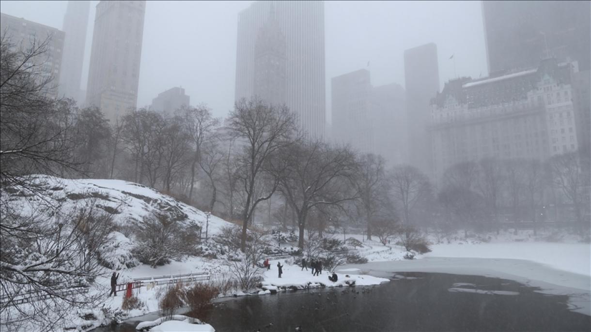 Las duras condiciones invernales en EEUU afectan negativamente la vida
