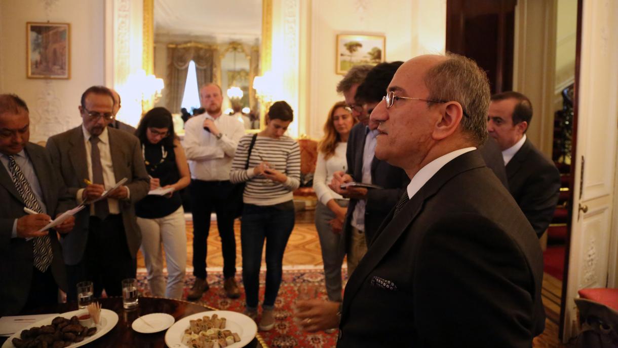 土耳其驻伦敦大使向土耳其及外国记者介绍政变详情