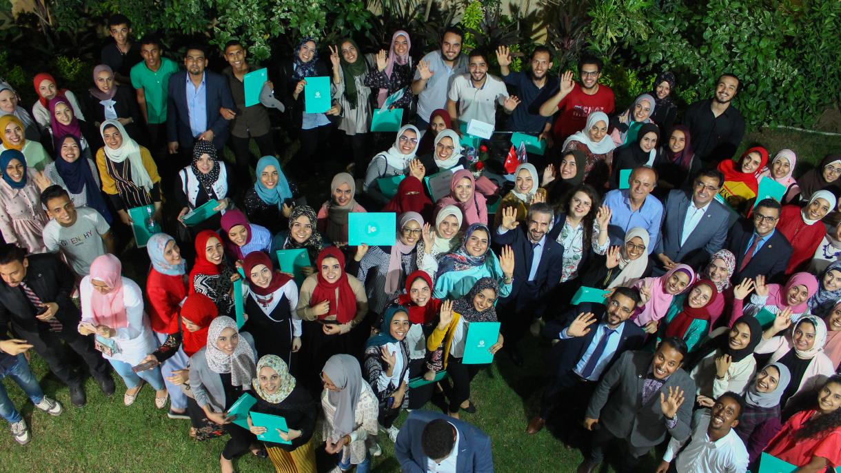 Египетте “Түркчө сүйлөшүү, жазуу жана которуу” курсунун бүтүрүүчүлөрүнө сертификаттар тапшырылды