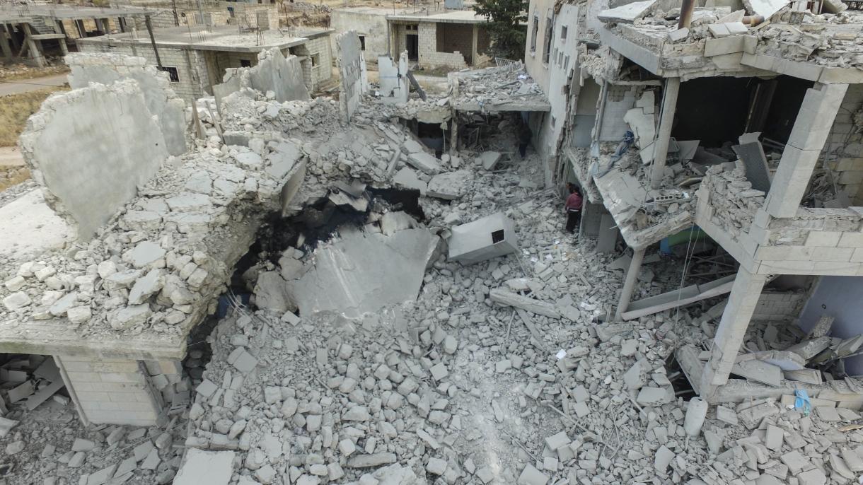 Crecen las destrucciones causadas por el régimen sirio y Rusia en Idlib