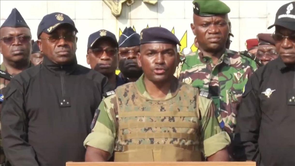 Gabon: Il generale Nguema ha giurato da presidente