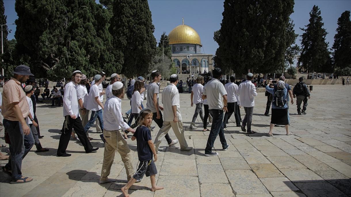 Des occupants juifs ont fait incursion à la mosquée al-Aqsa
