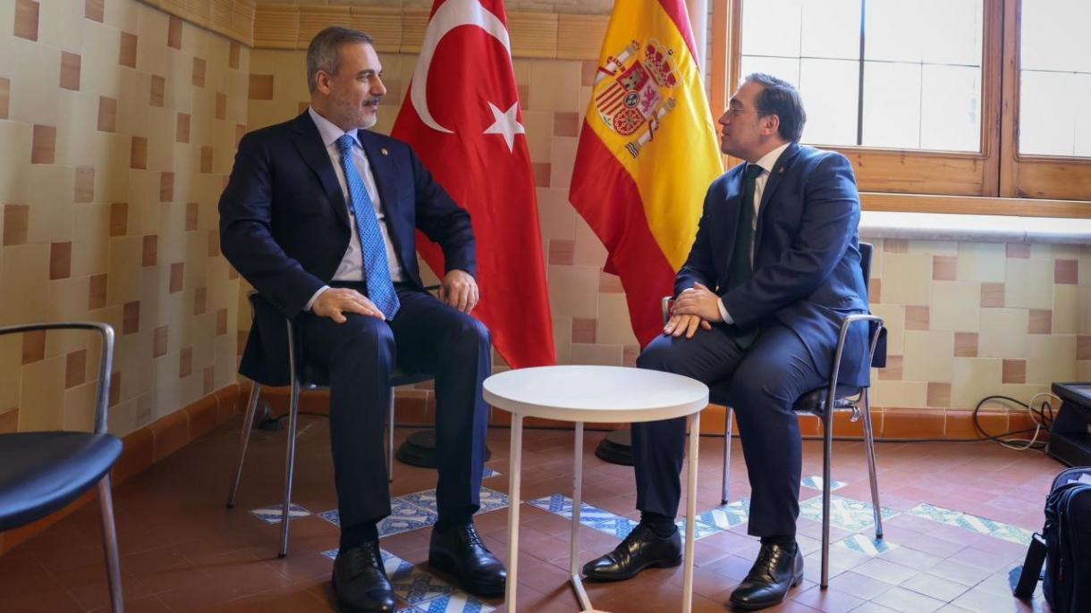 Ministrul Hakan Fidan a discutat cu omologul său spaniol despre aderarea Türkiye la UE