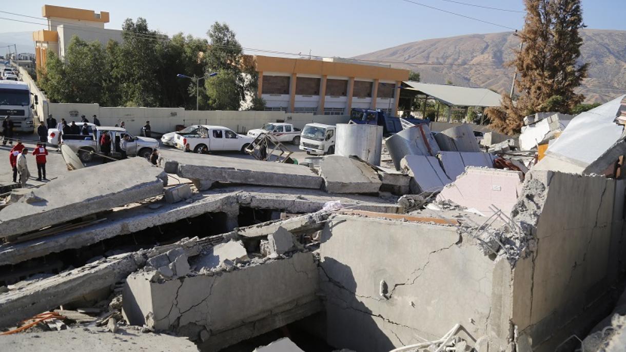 Foto Gempa Bumi di Sempadan Iraq-Iran