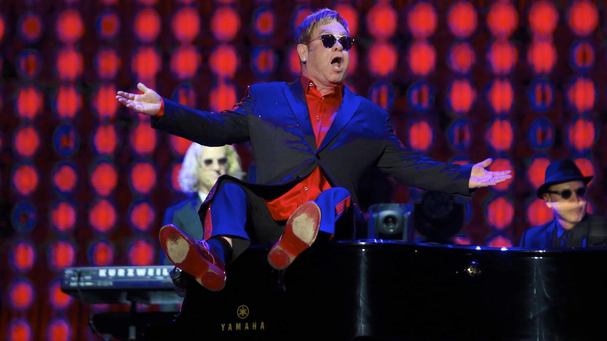Elton John: "Deus abençoe a Turquia”