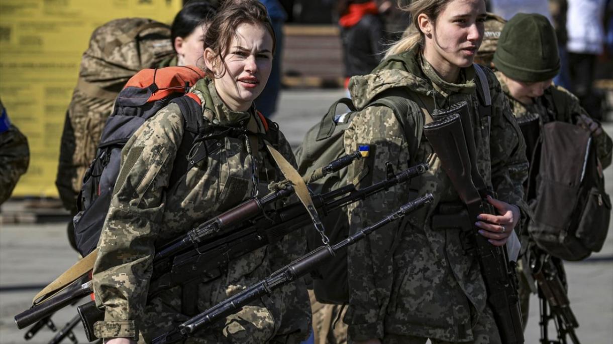 Ukrayna Kadın Askerleri1.jpg