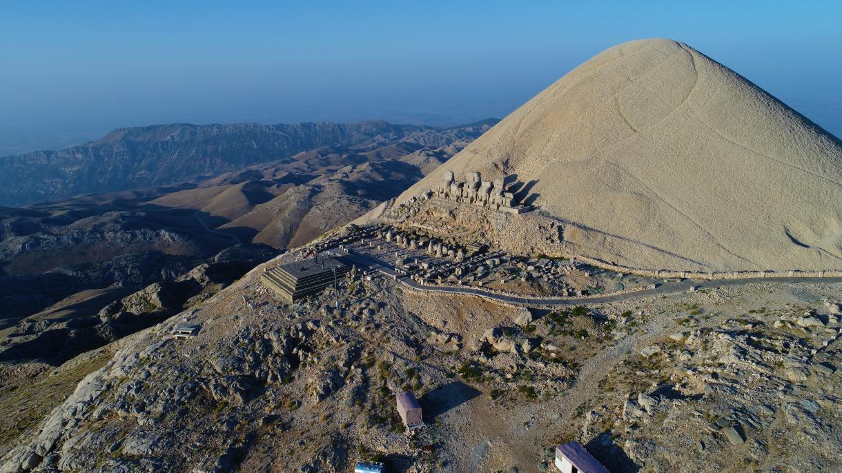 Planinu Nemrut ove godine posjetilo 45.000 turista