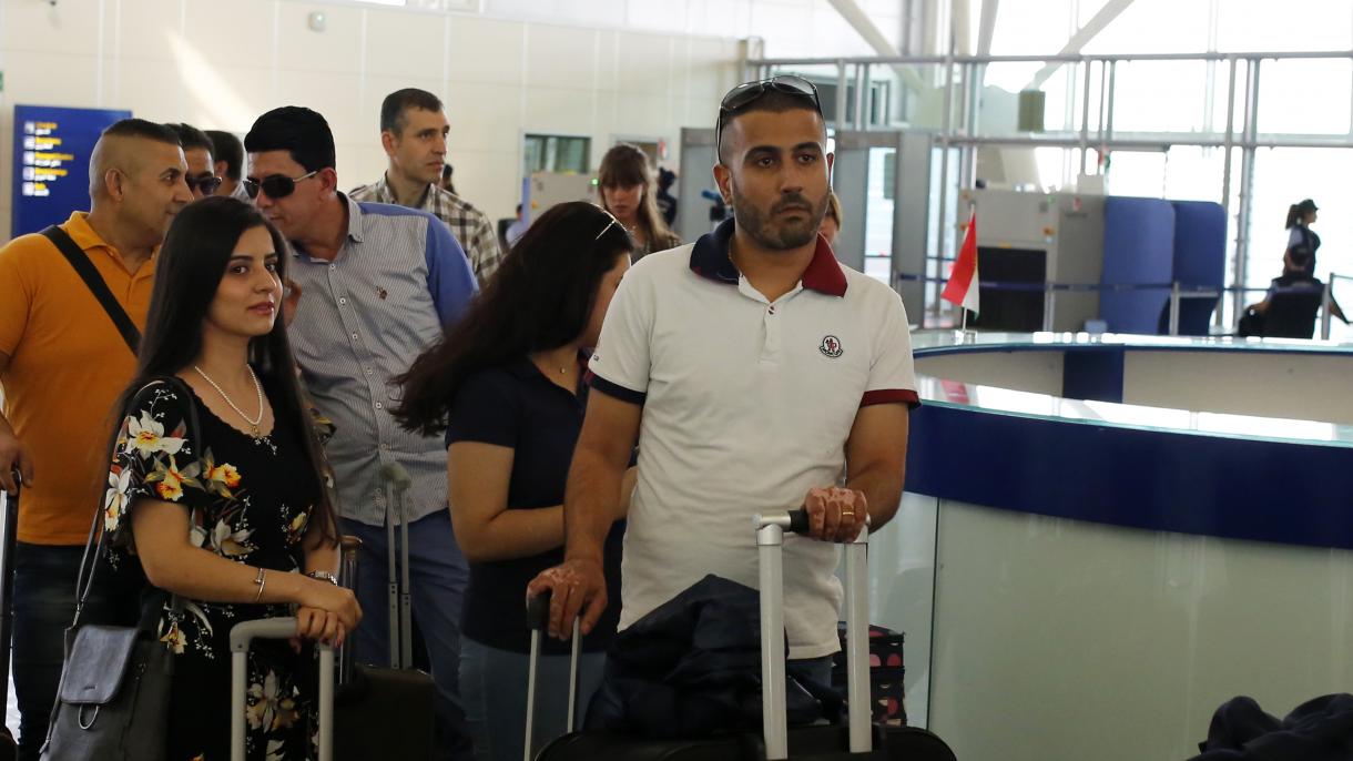 Cidadãos turcos retornam á Turquia deixando a área da IKBY